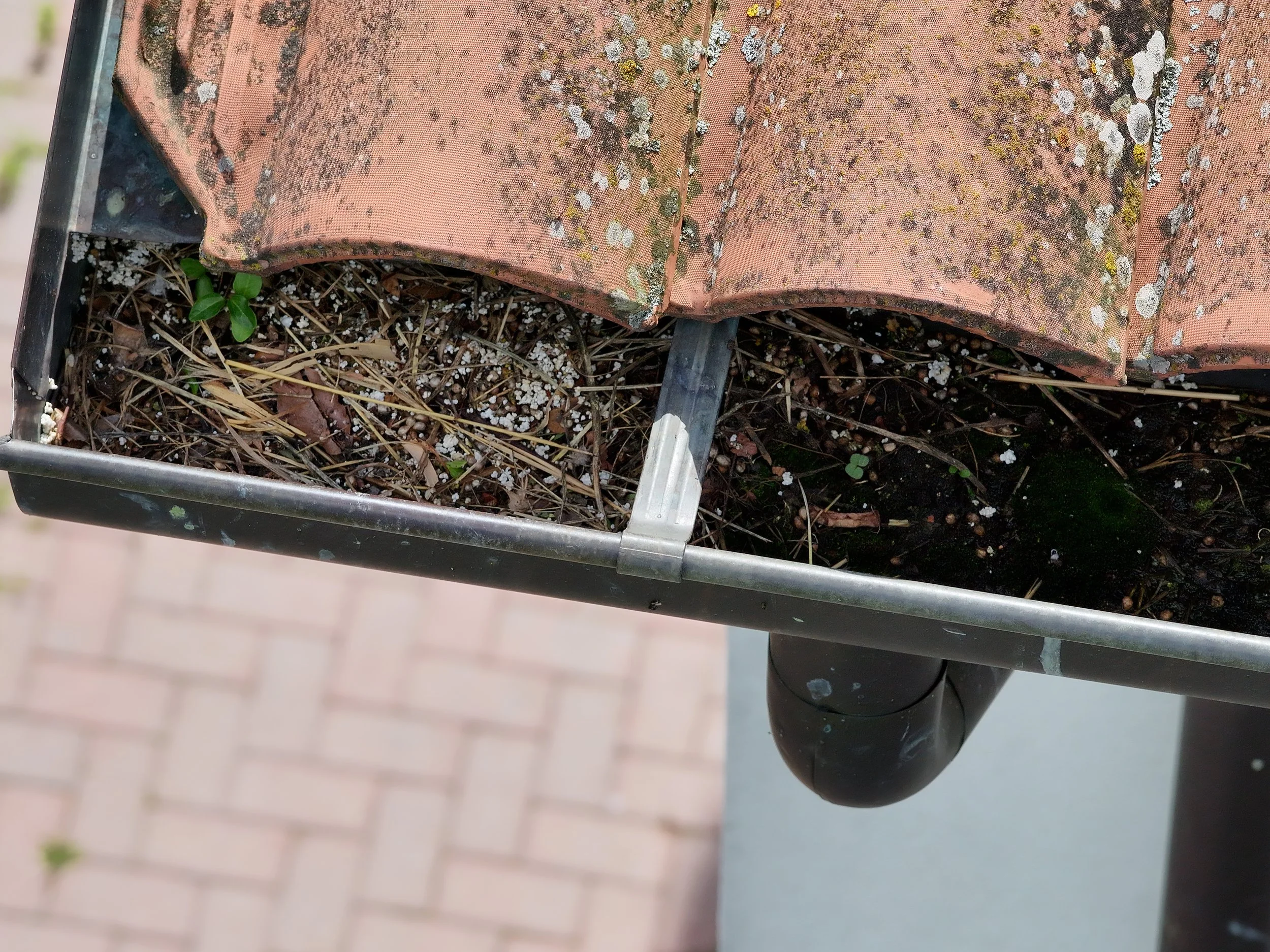Ispezione grondaia con drone